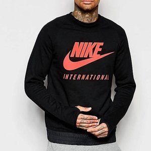 Nike International Sweatshirt